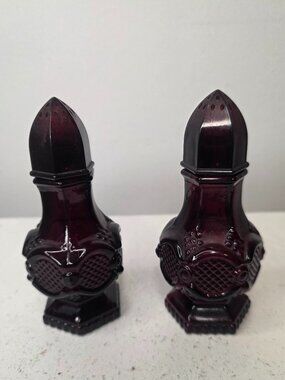 Avon 1.5 Oz Ruby Red Salt Pepper Set Cape Code Collection